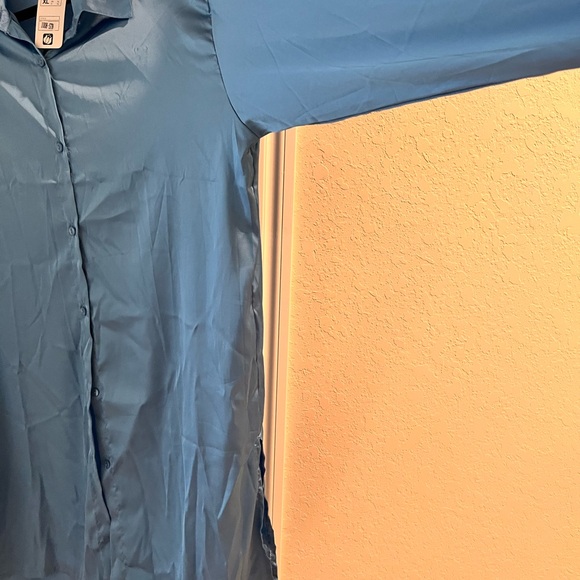 Light Blue Buttoned Knee-Length Shirt Dress - Picture 9 of 13